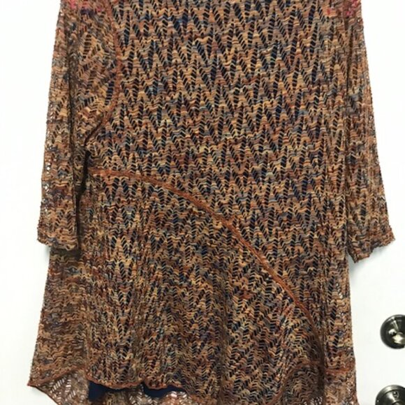 NEW Stunning One Live &Let Live Women 2 Pc Navy Tank w/Open Weaver Overlay. 1X - Picture 6 of 7